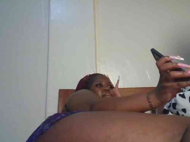 CuteTinkerbella webcam