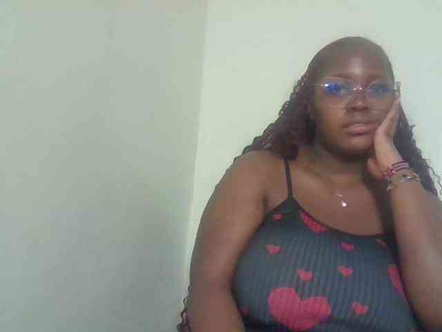 CuteTinkerbella webcam