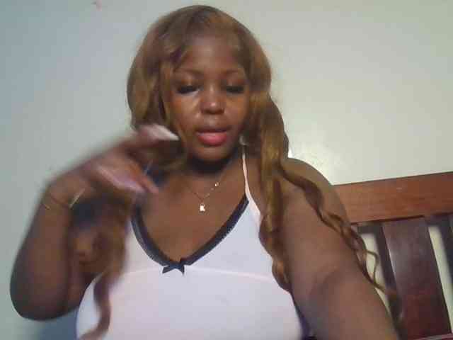 CuteTinkerbella webcam