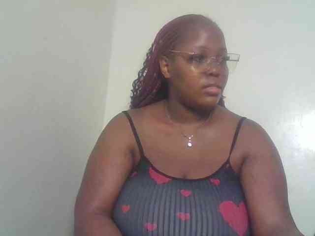 CuteTinkerbella webcam