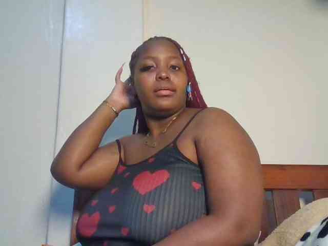 CuteTinkerbella webcam