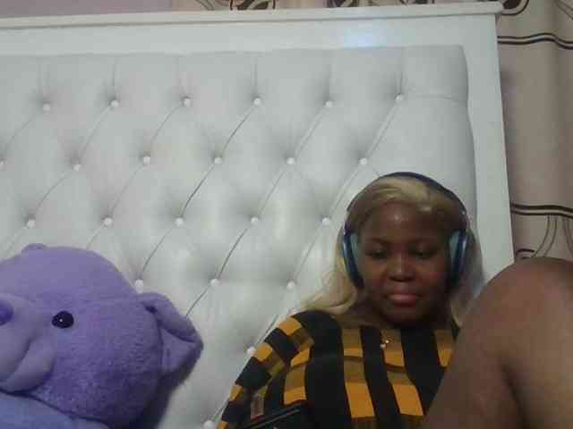 CuteTinkerbella webcam