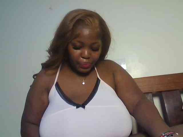 CuteTinkerbella webcam