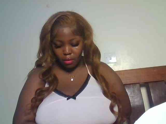 CuteTinkerbella webcam