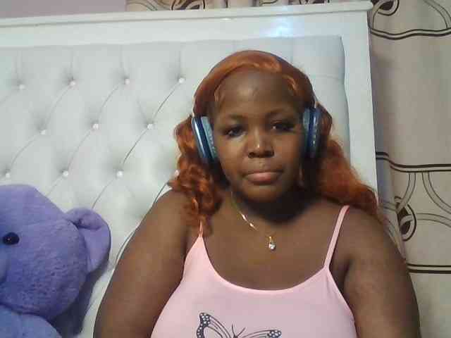 CuteTinkerbella webcam