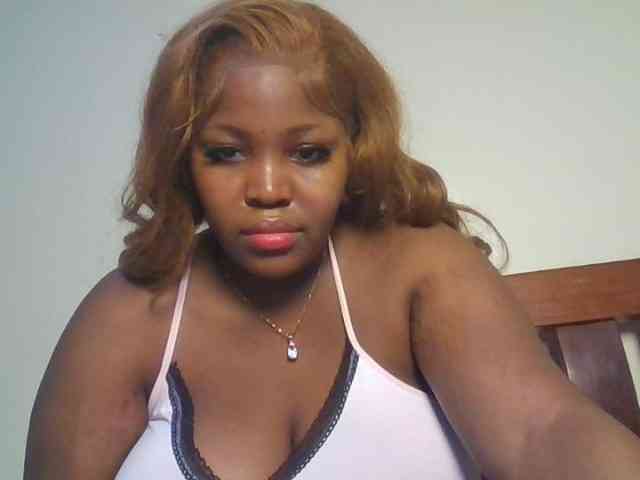 CuteTinkerbella webcam