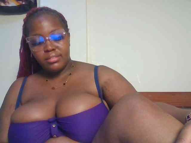CuteTinkerbella webcam