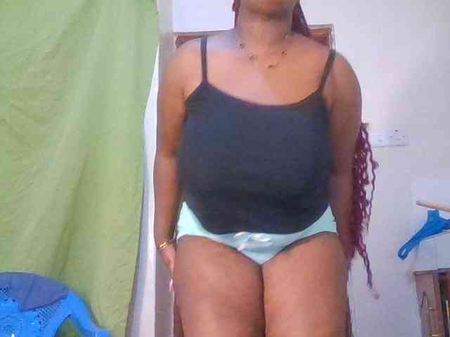CuteTinkerbella webcam