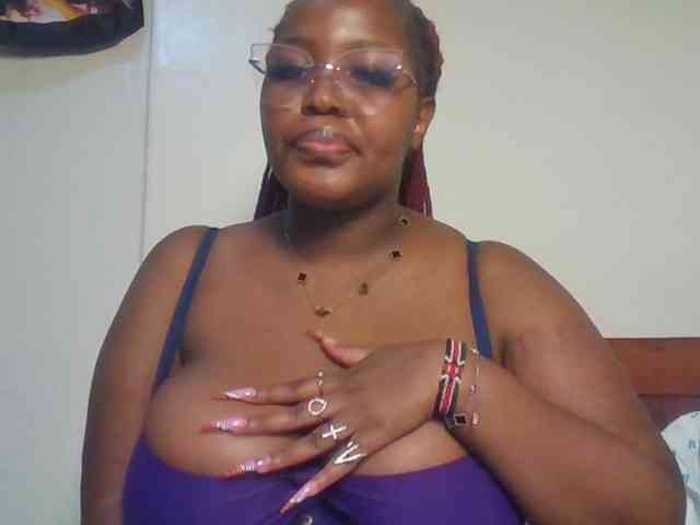 CuteTinkerbella webcam