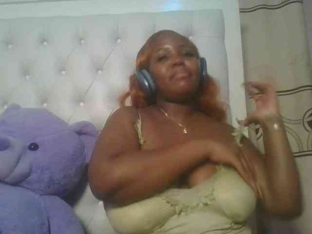 CuteTinkerbella webcam