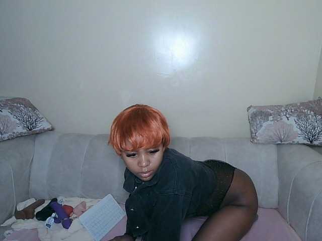 ItsYaGirlPookie live cam on BongaCams