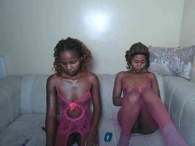 ItsYaGirlPookie webcam