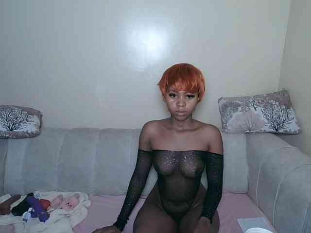 ItsYaGirlPookie webcam