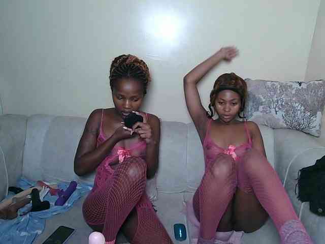 ItsYaGirlPookie webcam