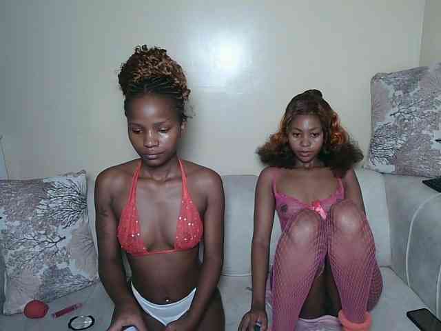 ItsYaGirlPookie webcam