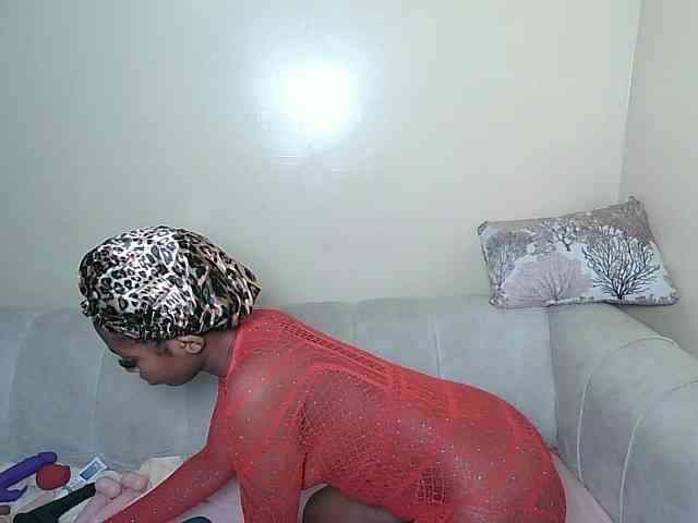 ItsYaGirlPookie webcam