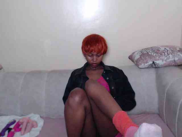 ItsYaGirlPookie webcam