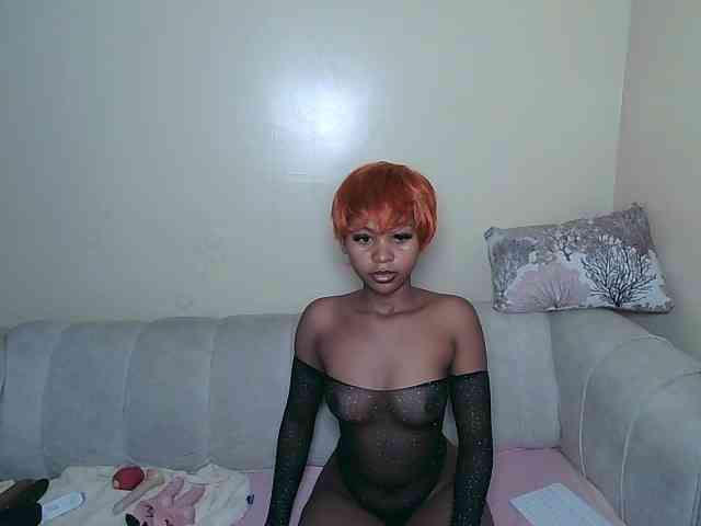 ItsYaGirlPookie webcam