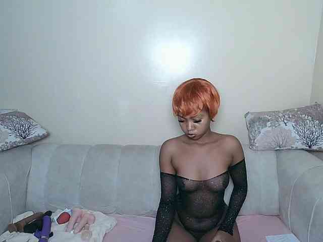 ItsYaGirlPookie webcam