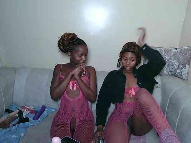 ItsYaGirlPookie webcam