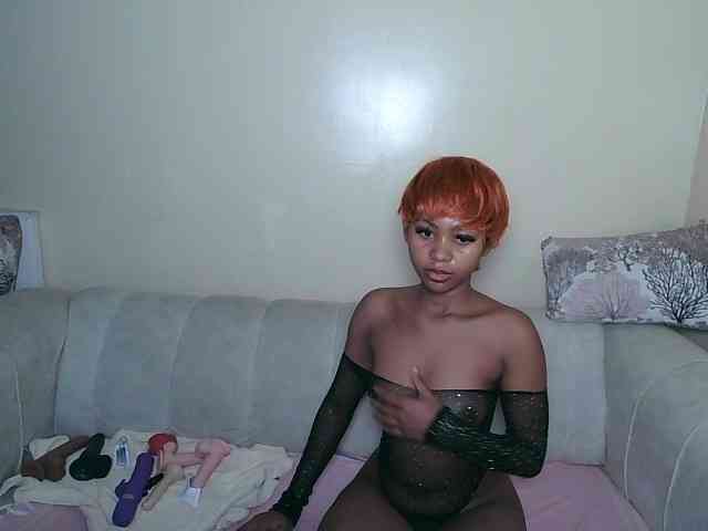 ItsYaGirlPookie webcam