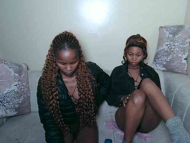 ItsYaGirlPookie webcam