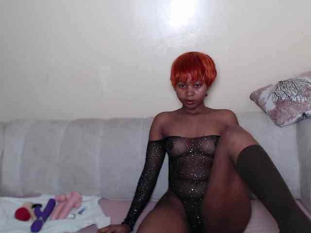 ItsYaGirlPookie webcam