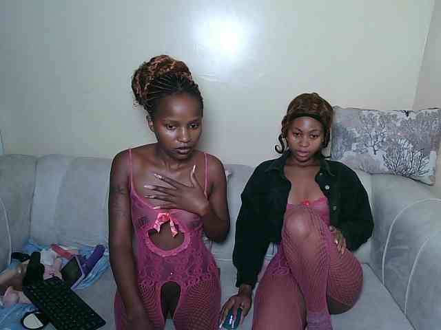 ItsYaGirlPookie webcam