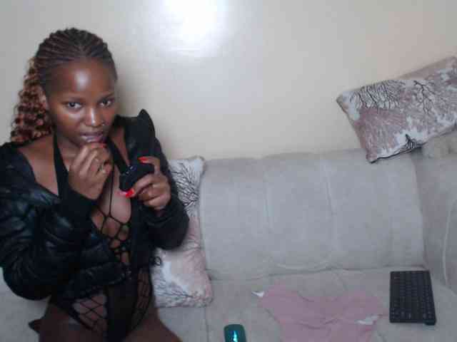 Model: ItsYaGirlPookie