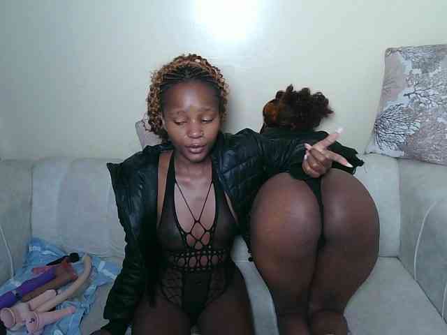 ItsYaGirlPookie webcam