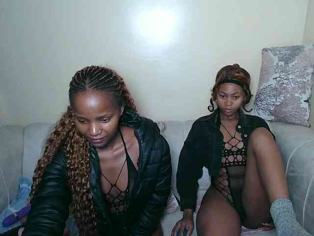 ItsYaGirlPookie webcam