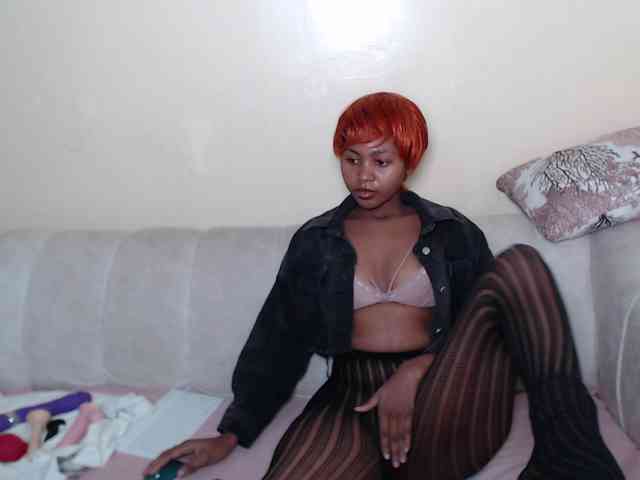 ItsYaGirlPookie webcam