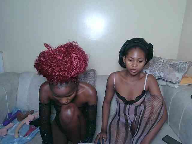 ItsYaGirlPookie webcam