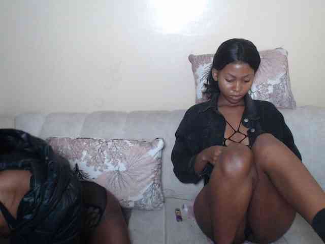 ItsYaGirlPookie webcam