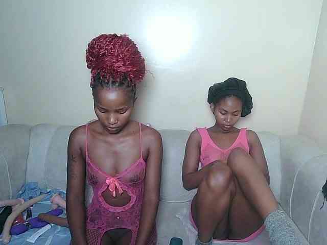 ItsYaGirlPookie webcam