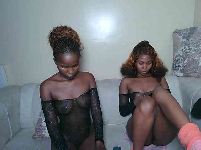 ItsYaGirlPookie webcam