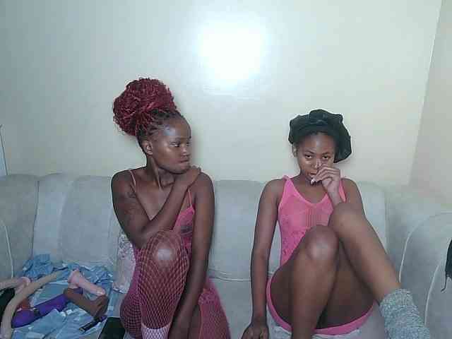ItsYaGirlPookie webcam