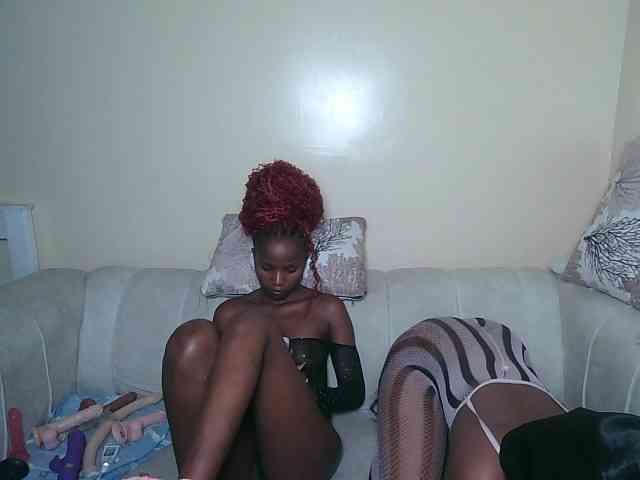 ItsYaGirlPookie webcam