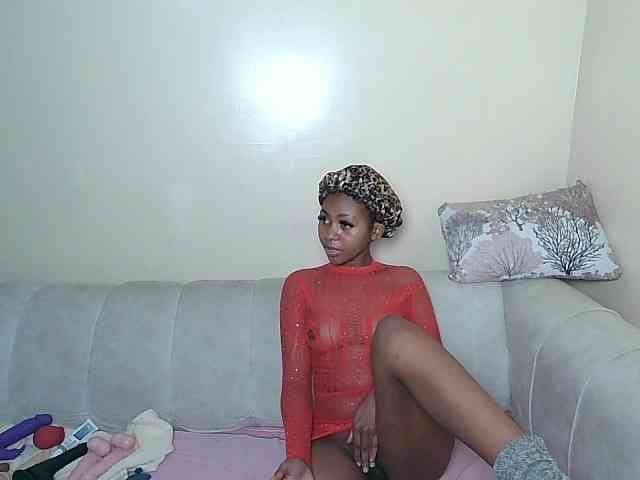 ItsYaGirlPookie webcam