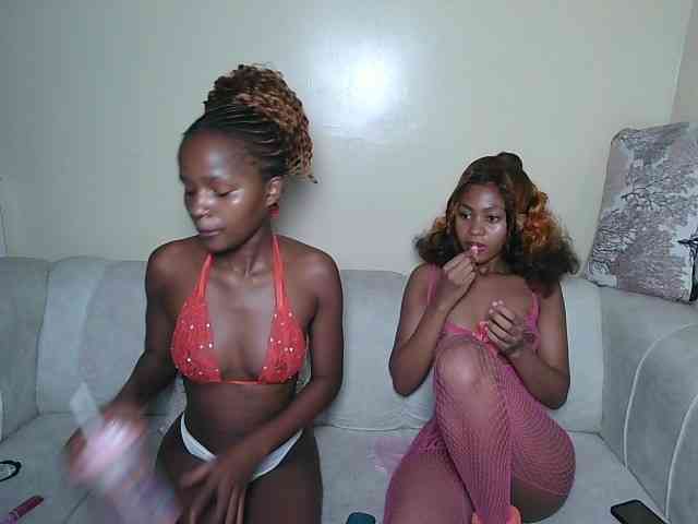 ItsYaGirlPookie webcam