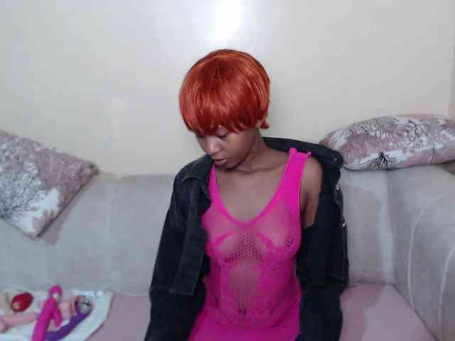 ItsYaGirlPookie webcam