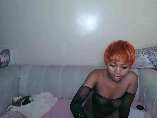 ItsYaGirlPookie webcam