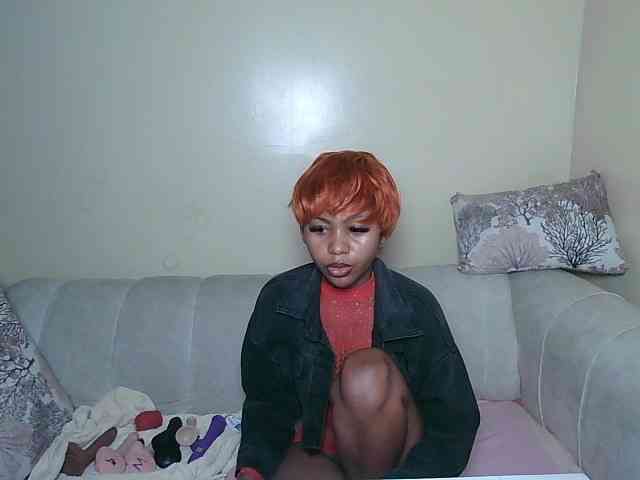ItsYaGirlPookie webcam