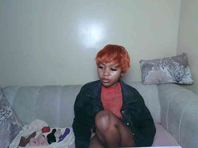 ItsYaGirlPookie webcam