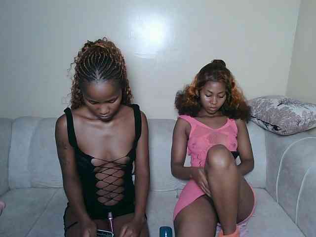 ItsYaGirlPookie webcam