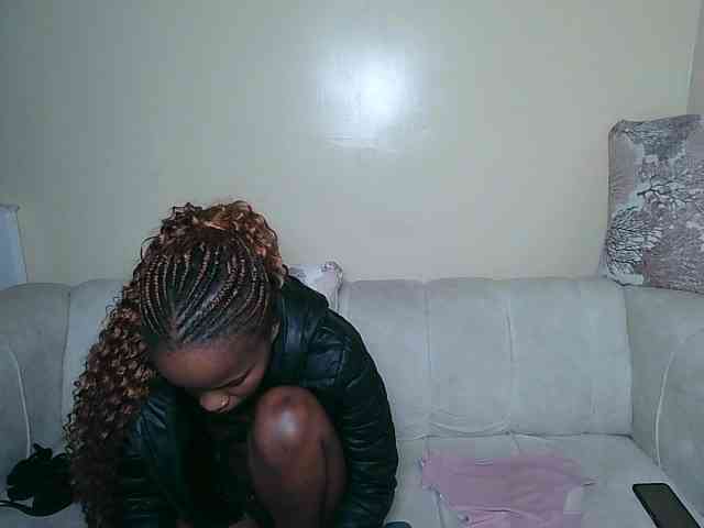ItsYaGirlPookie webcam