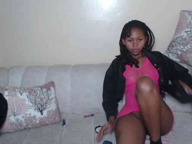 ItsYaGirlPookie webcam