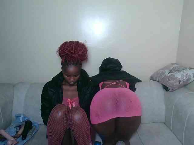ItsYaGirlPookie webcam