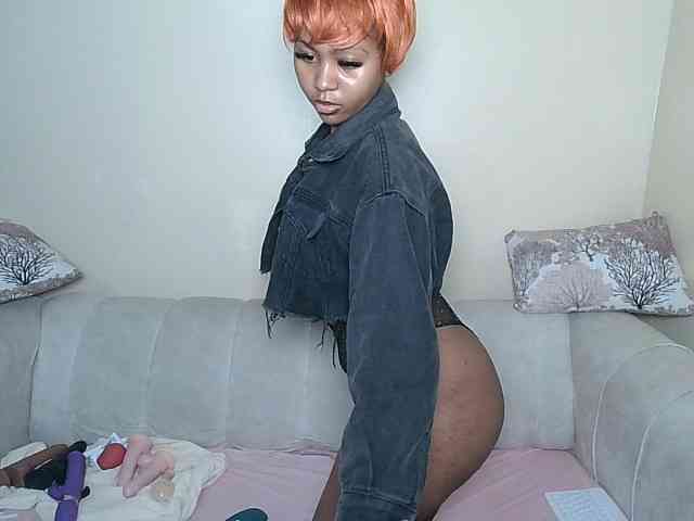 ItsYaGirlPookie webcam