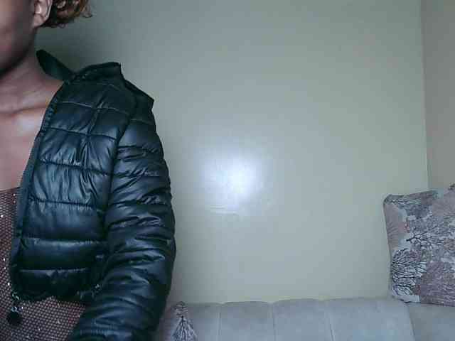 ItsYaGirlPookie webcam